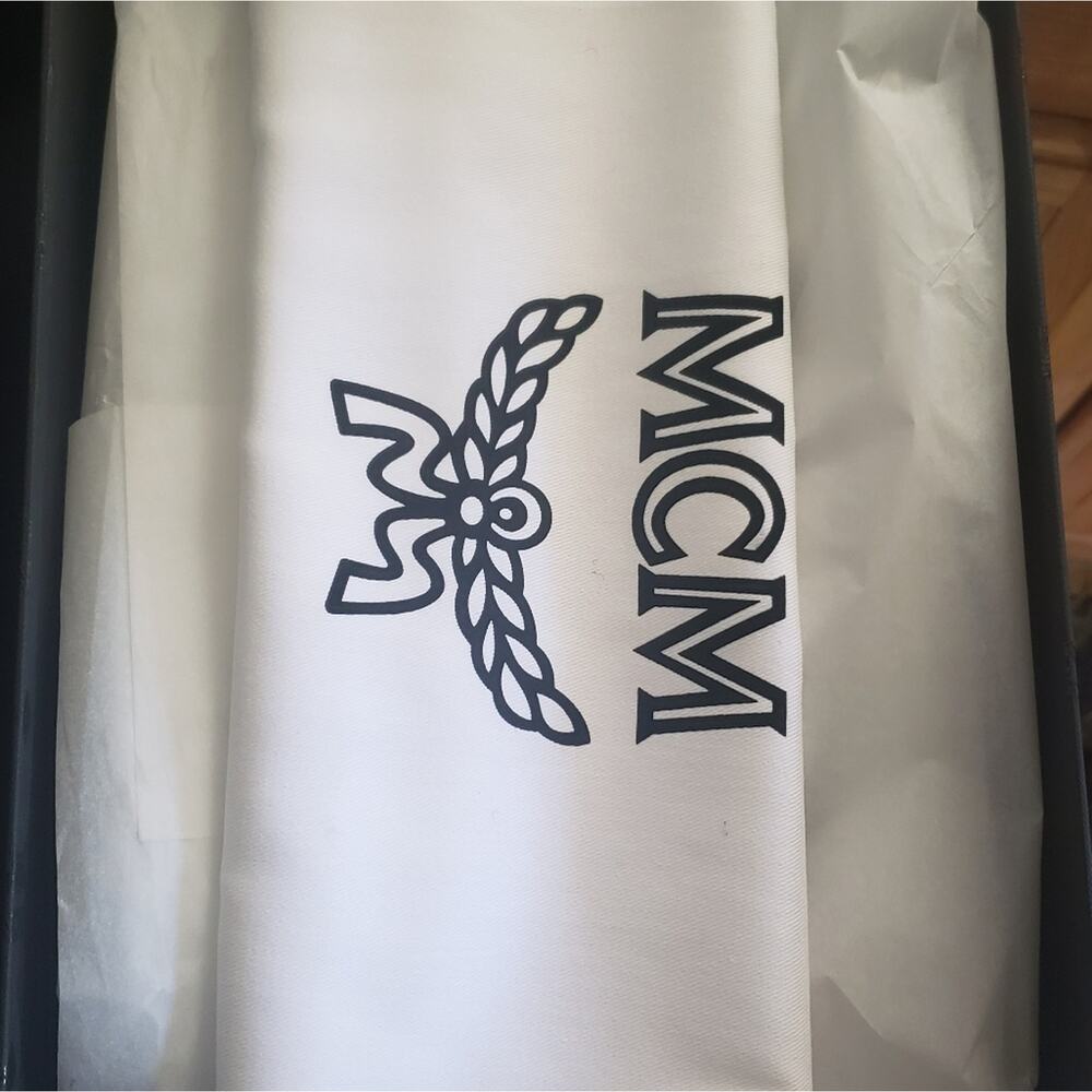 MCM white Logo sneakers size US 9 IT 42 - Picture 4 of 12